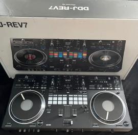 Абсолютно новые оригинальные устройства Pioneer XDJ-XZ,...