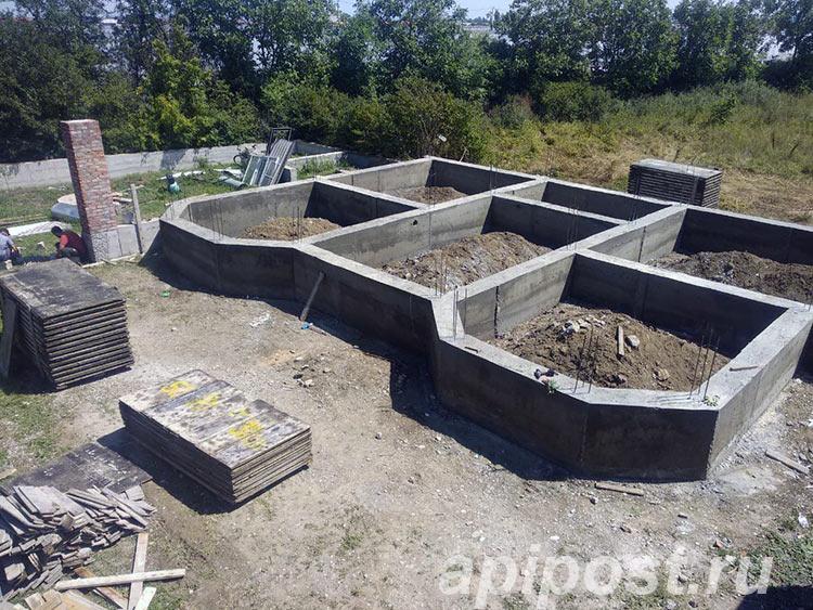 Ленточный фундамент под дом в Пензе строительство под ключ - Пенза