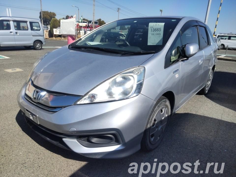 Универсал гибрид Honda Fit Shuttle Hybrid кузов GP2