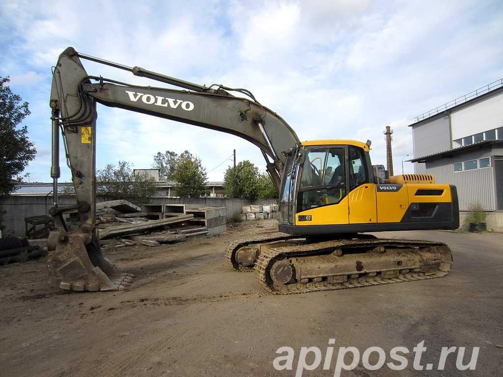 Гусеничный экскаватор Volvo 220, доп. линии, 2 ковша - Санкт-Петербург