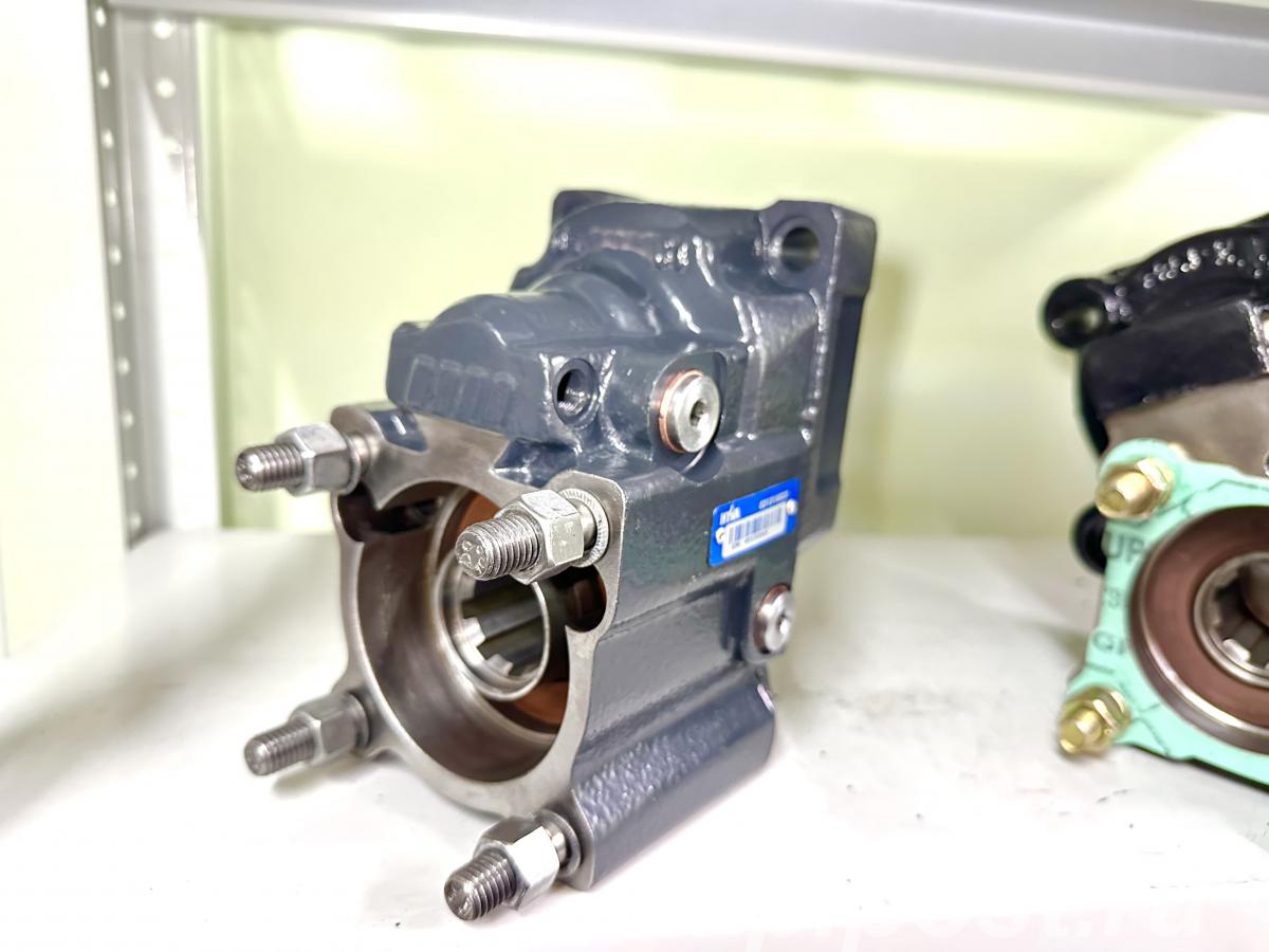 Коробка Отбора Мощности 021215022 HYVA на КПП ZF.