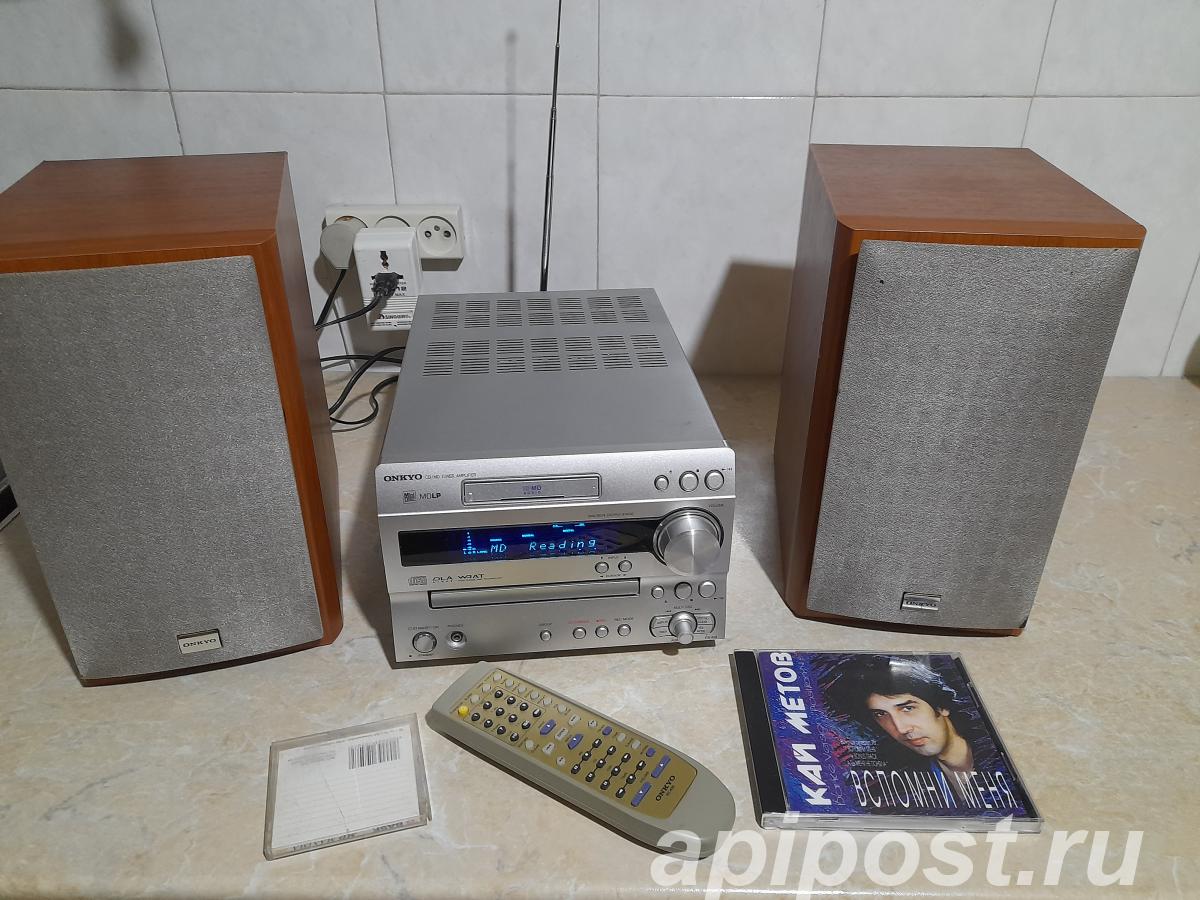 Музыкальный центр Onkyo FR-N9.