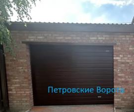 Секционные ворота от компании Петровские ворота