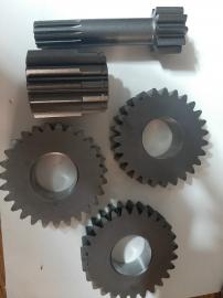 Хитачи zx25 Hitachi ZX25 запчасти для редуктора хода