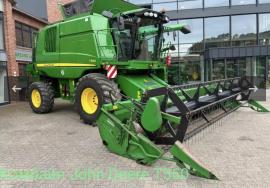 Продаётся зерноуборочный комбайн John Deere T560 2008 г. в.