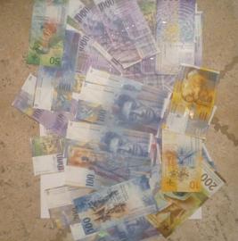 Продать старые швейцарские франки в Челябинске