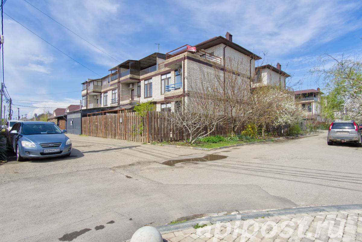 Дом, 165 м², на участке 15 сот.