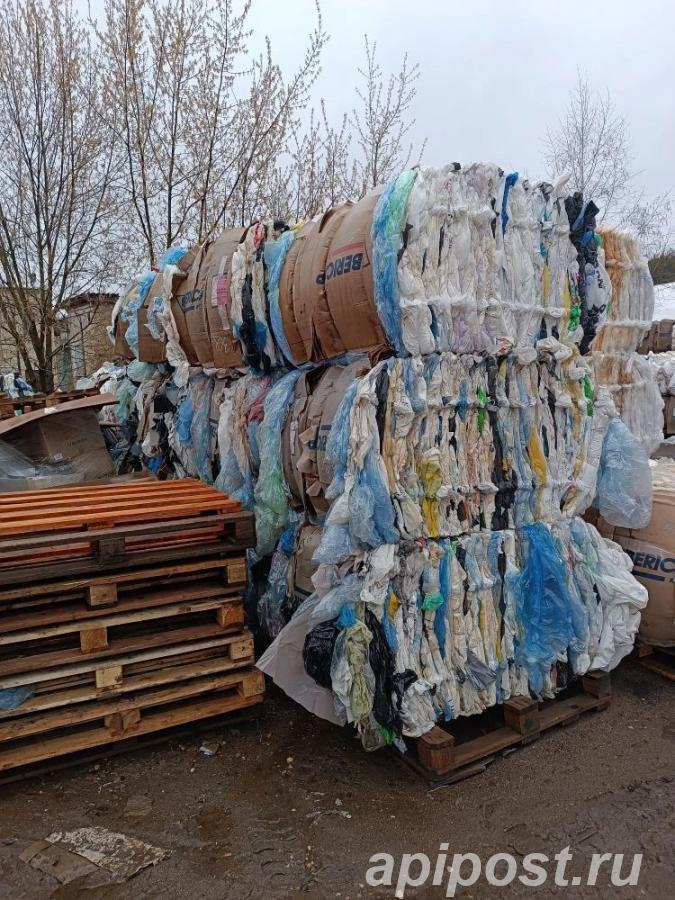 Продам цветную прессованную полиэтиленовую пленку - Кострома