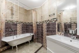 4-к. квартира, 160 м², на длительный срок