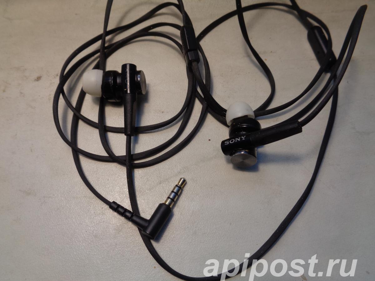 Наушники SONY для мобильного и для полёта