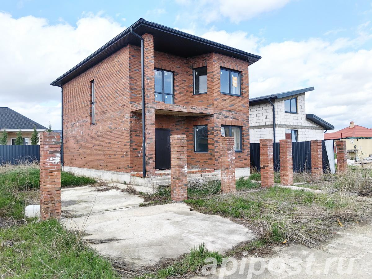 Дом, 150 м², на участке 4 сот.